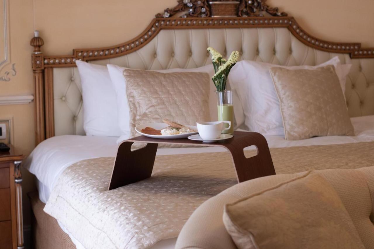 Palma Small Luxury